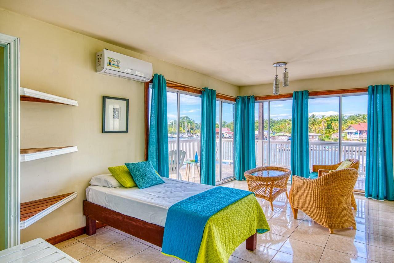 Los Balcones Over The Sea Hotel Bocas del Toro ภายนอก รูปภาพ