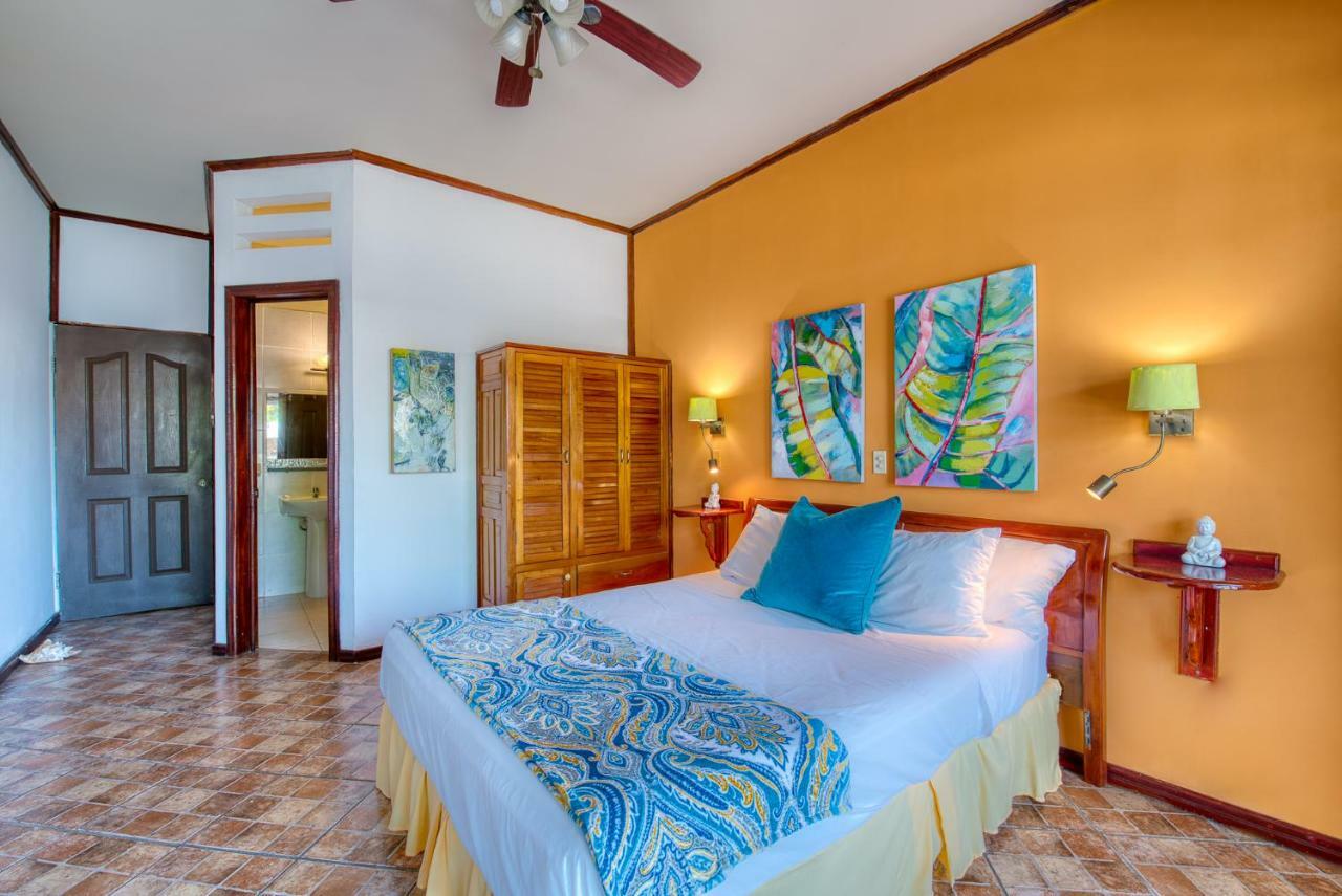 Los Balcones Over The Sea Hotel Bocas del Toro ภายนอก รูปภาพ