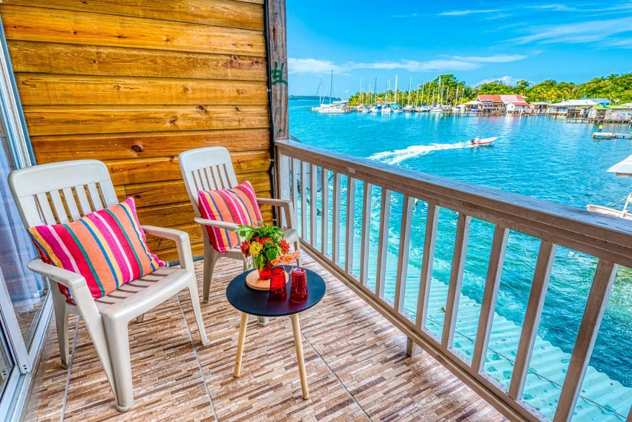 Los Balcones Over The Sea Hotel Bocas del Toro ภายนอก รูปภาพ